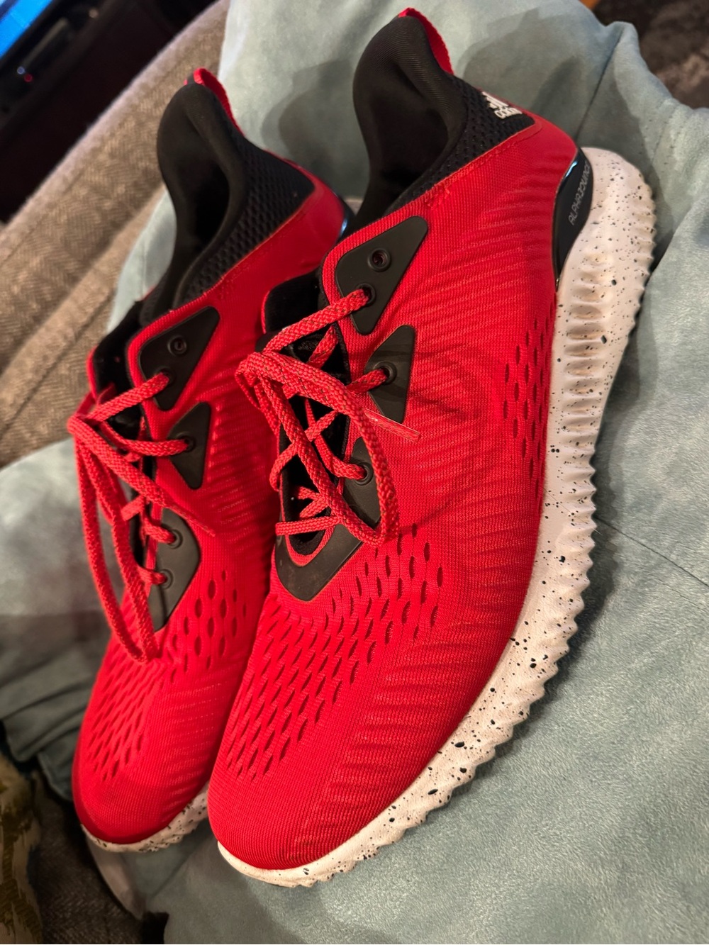 Men’s adidas alphabounce red shoes sz 11